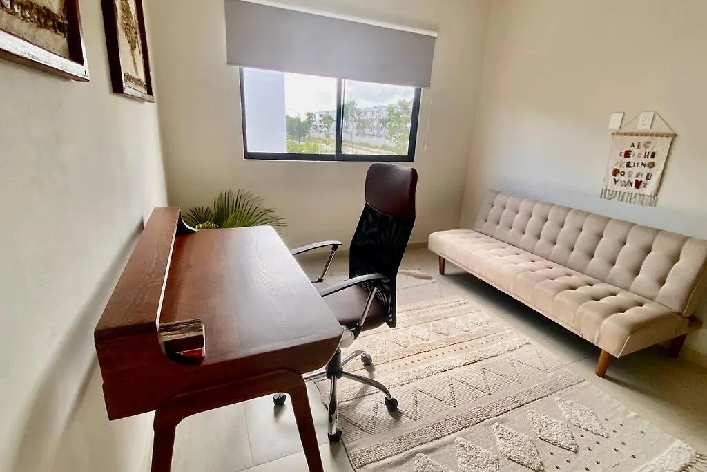Big New House In Selvanova Coto 9 contacts
